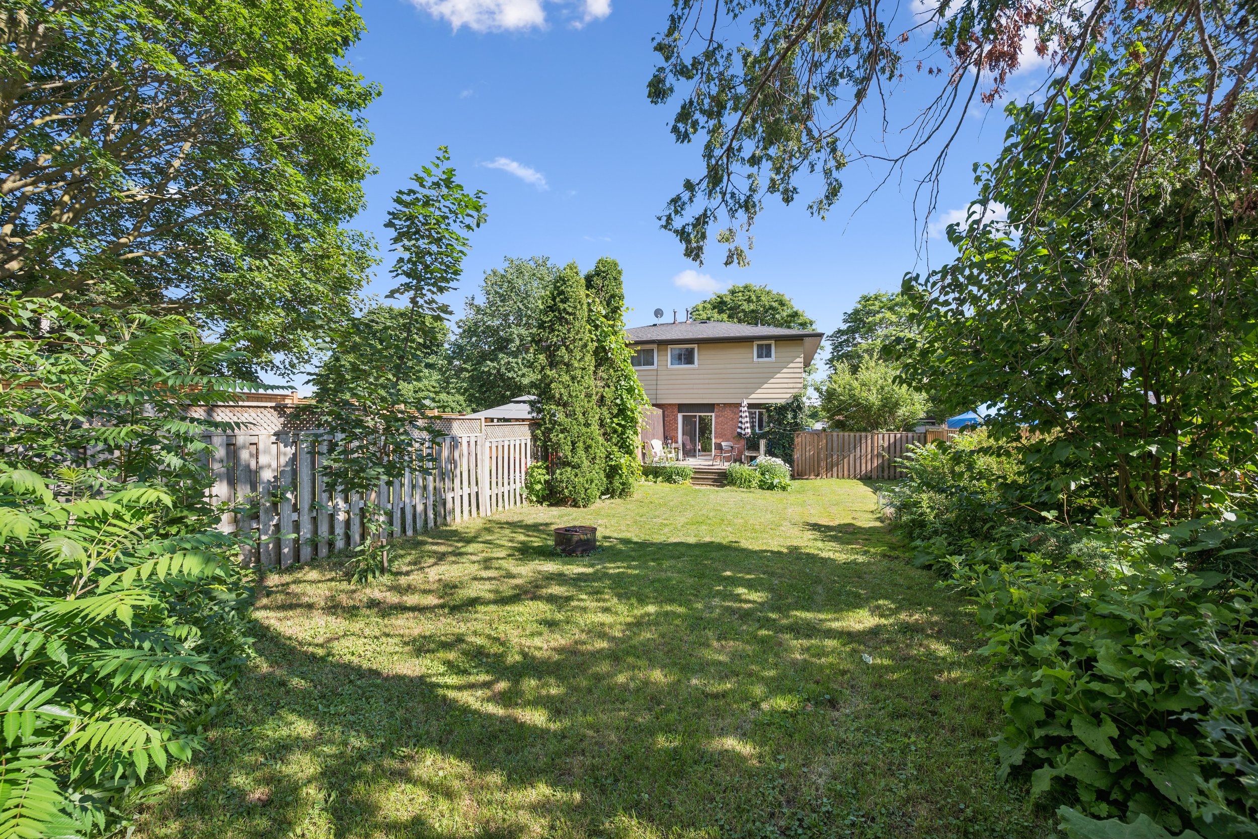 39-Bretz Ave 039.jpg