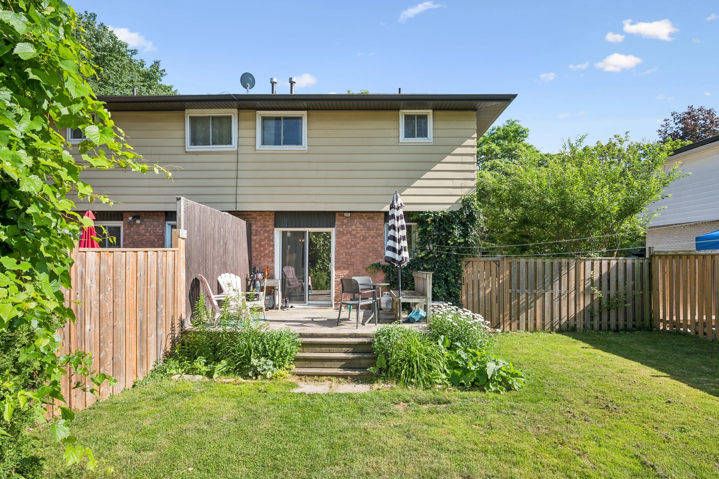 40-Bretz Ave 040.jpg