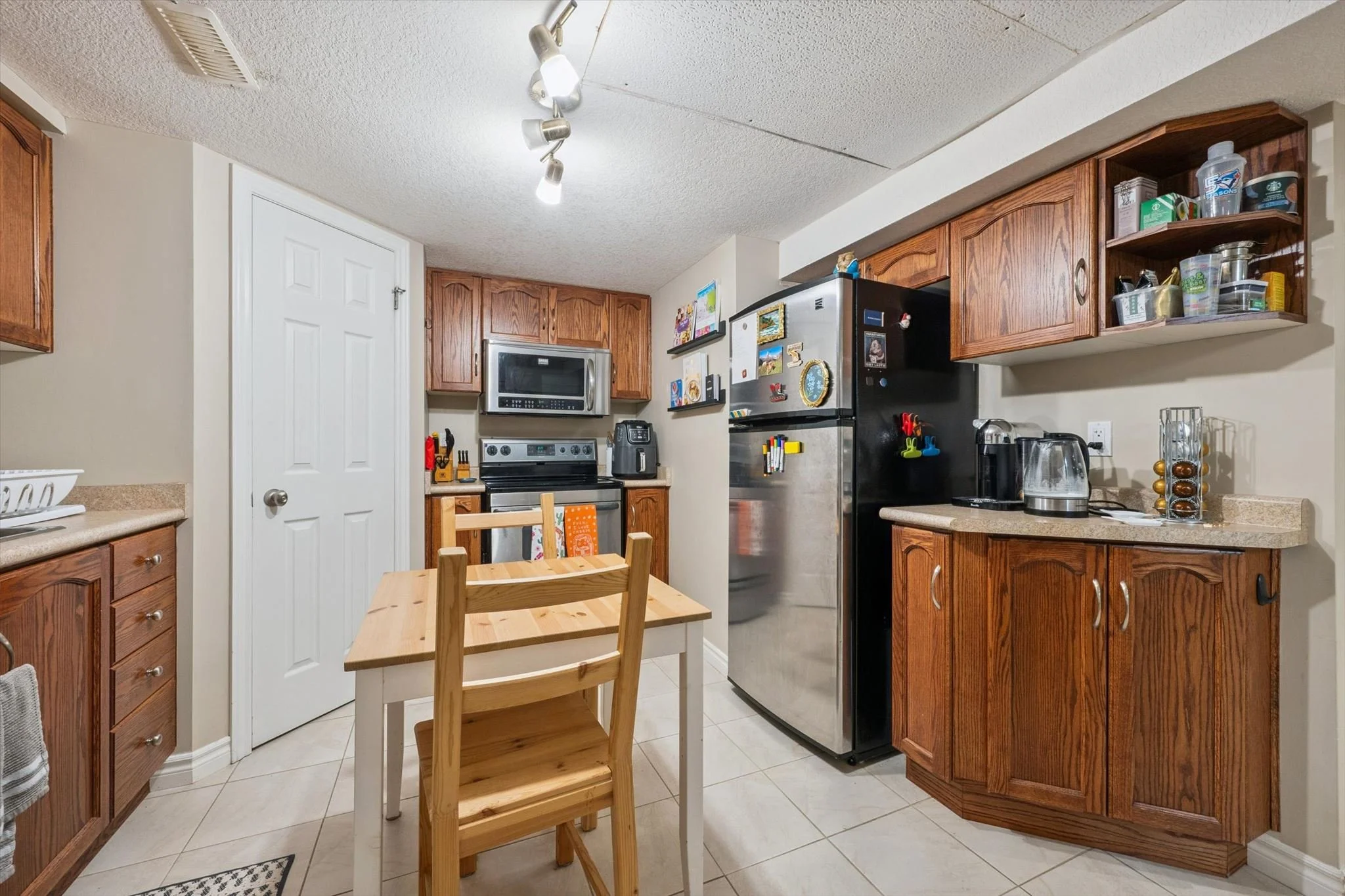23-Muskoka Dr 023.jpg