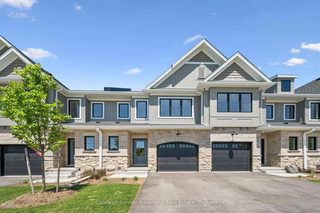 16 Fieldstone Lane, Elora