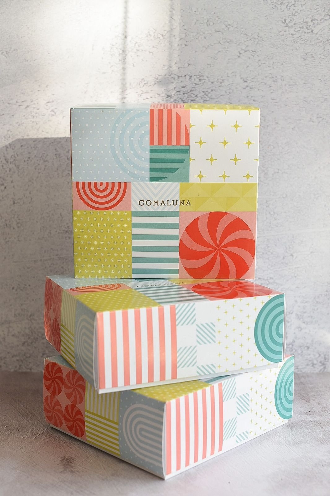 Comaluna Christmas Packaging