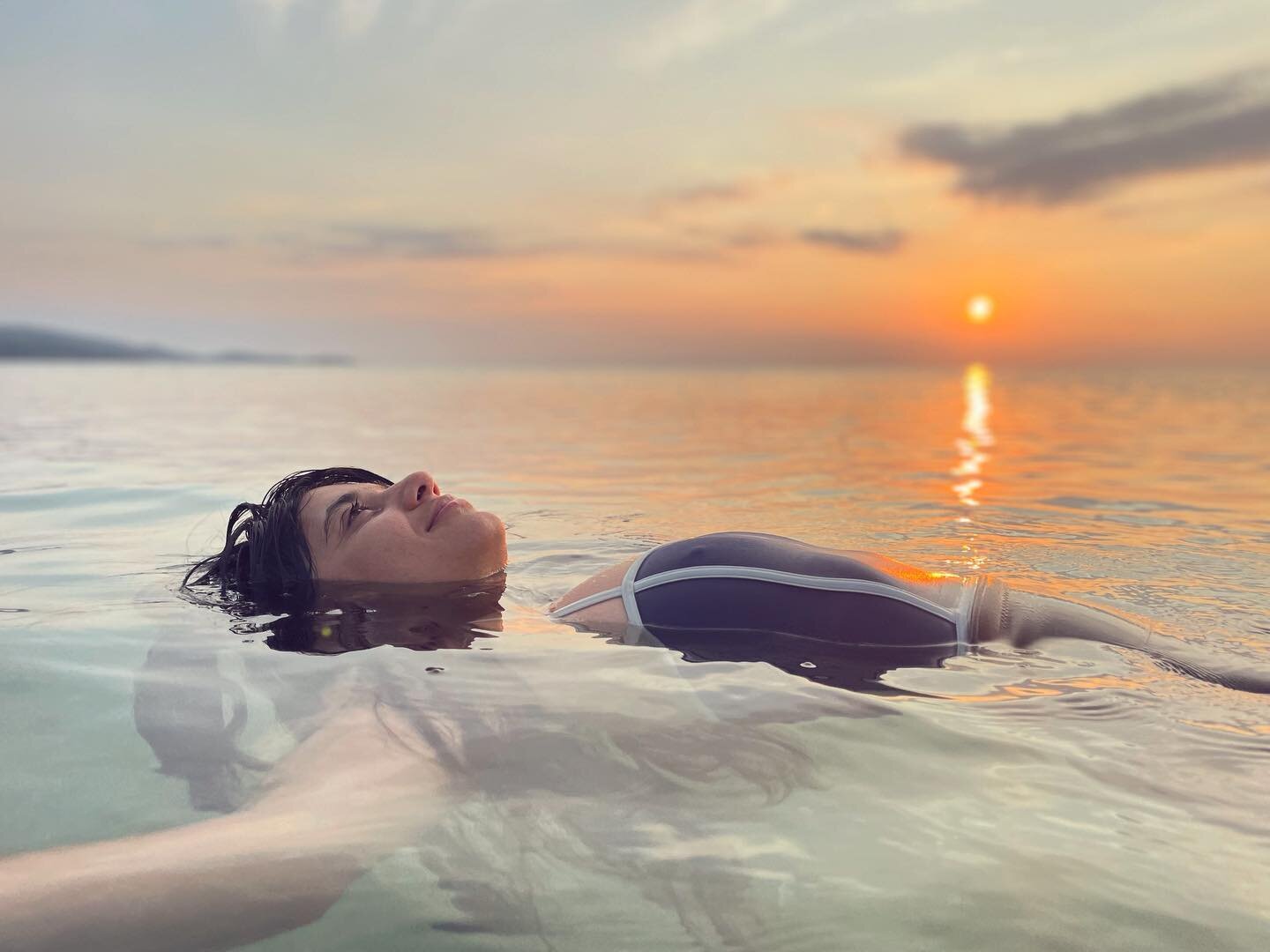 Every chance I get to be in the Black Sea, I try to capture how it makes me feel because it&rsquo;s truly a bottomless source of peace and happiness for me. This year, the photo that comes closest was taken by my awesome cousin @aleksandrakakova duri