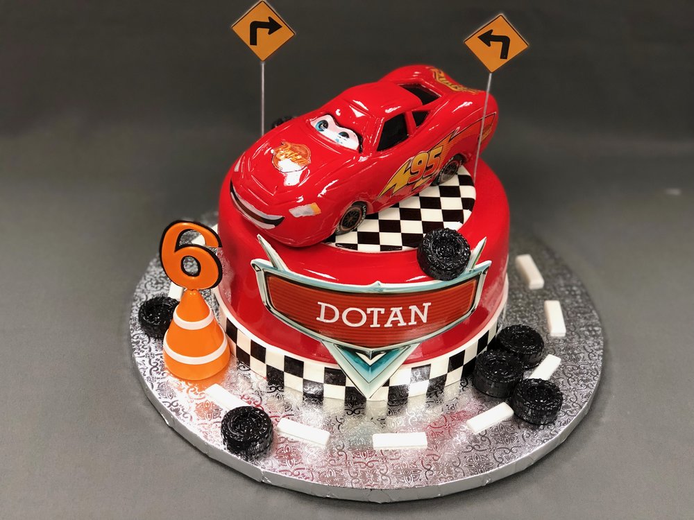 lightning Mcqueen car cake step by step – Chef in disguise