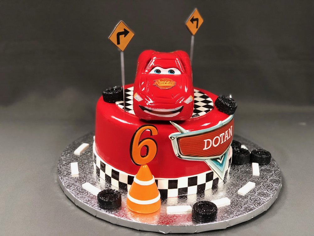 Ferrari Car Logo Birthday Cake – Pao's cakes-sgquangbinhtourist.com.vn