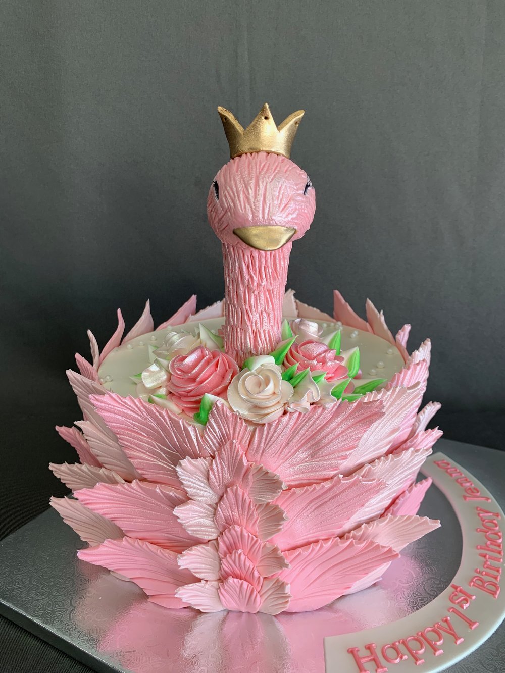 Swan Cake - Elegant and Whimsical Dessert for Special Occasions