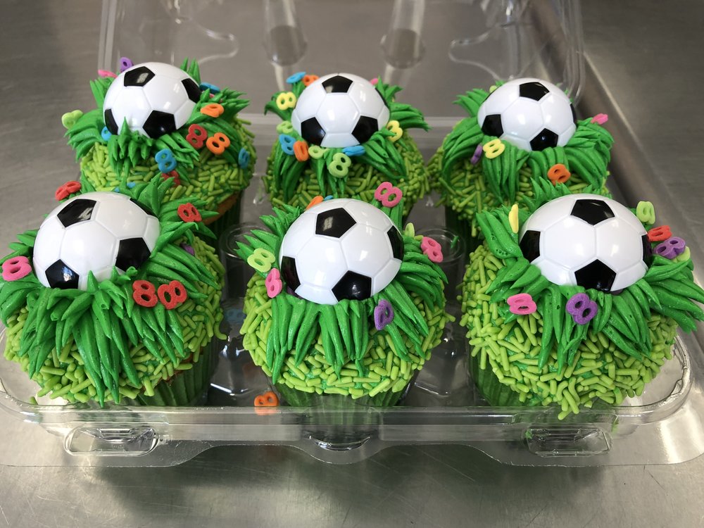 Soccer Cupcakes — Skazka Cakes