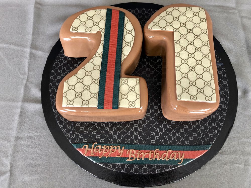 gucci cake for him