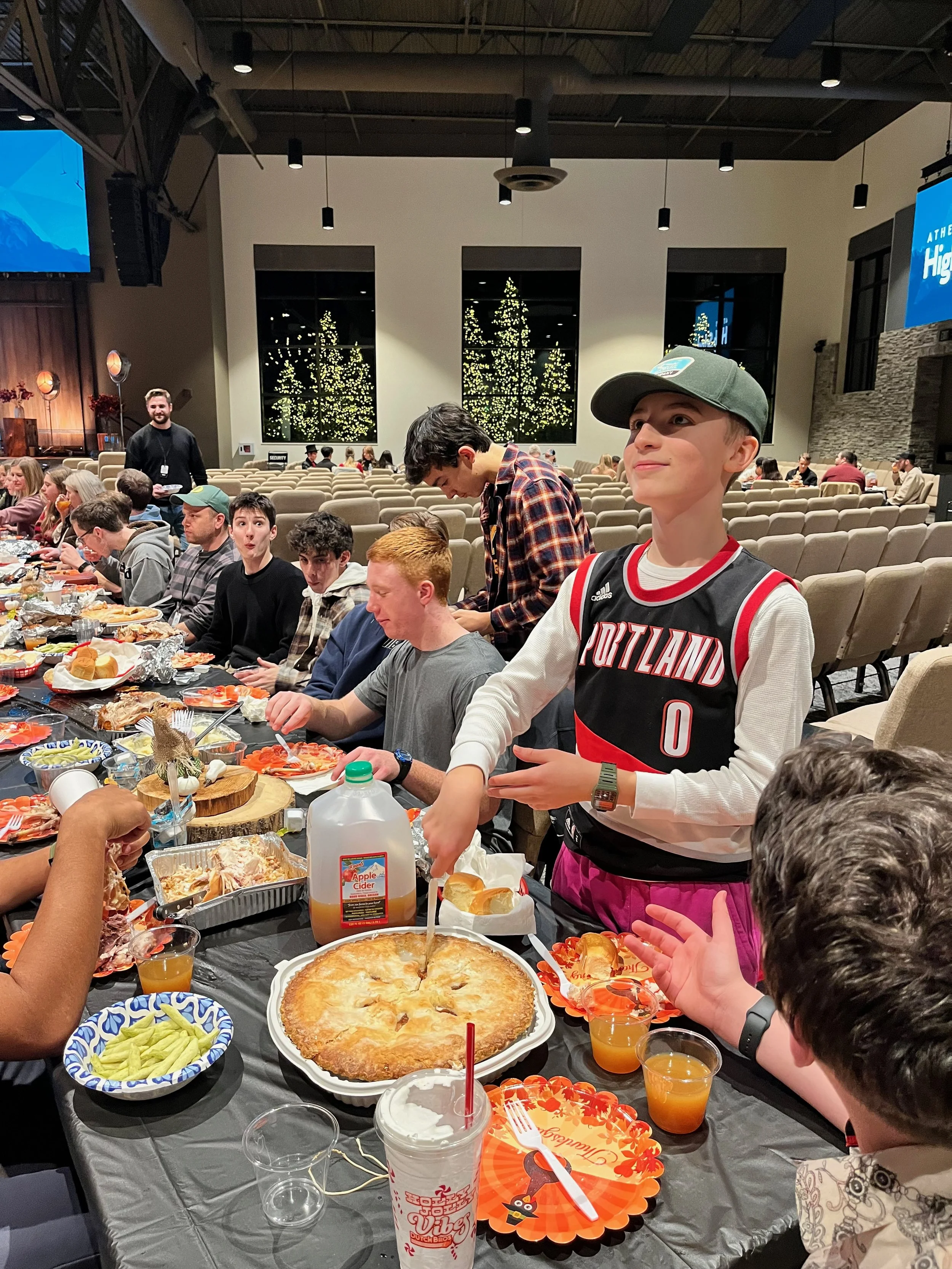 Friendsgiving-2024 - 60.jpeg