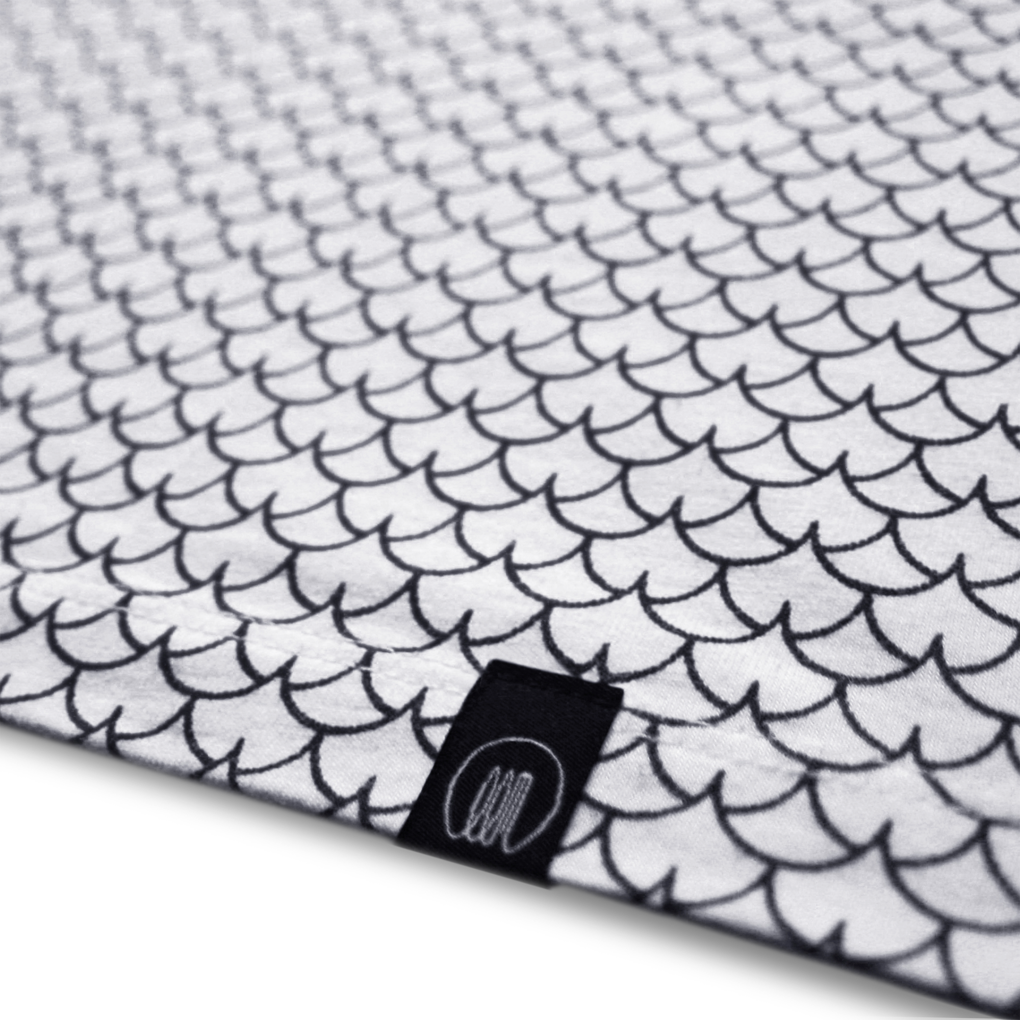 LLN000 Tee - Macro 01.png