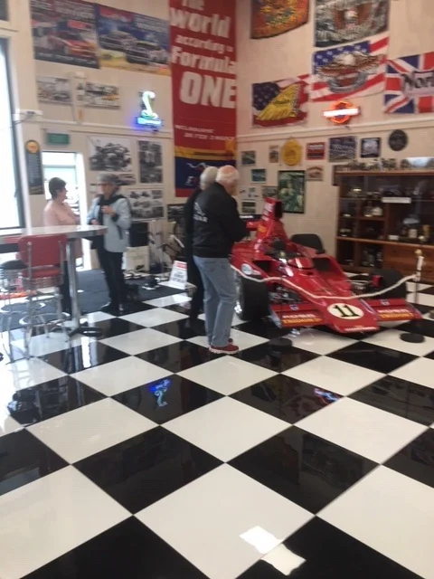 Ross Bros Muscle Car Garage