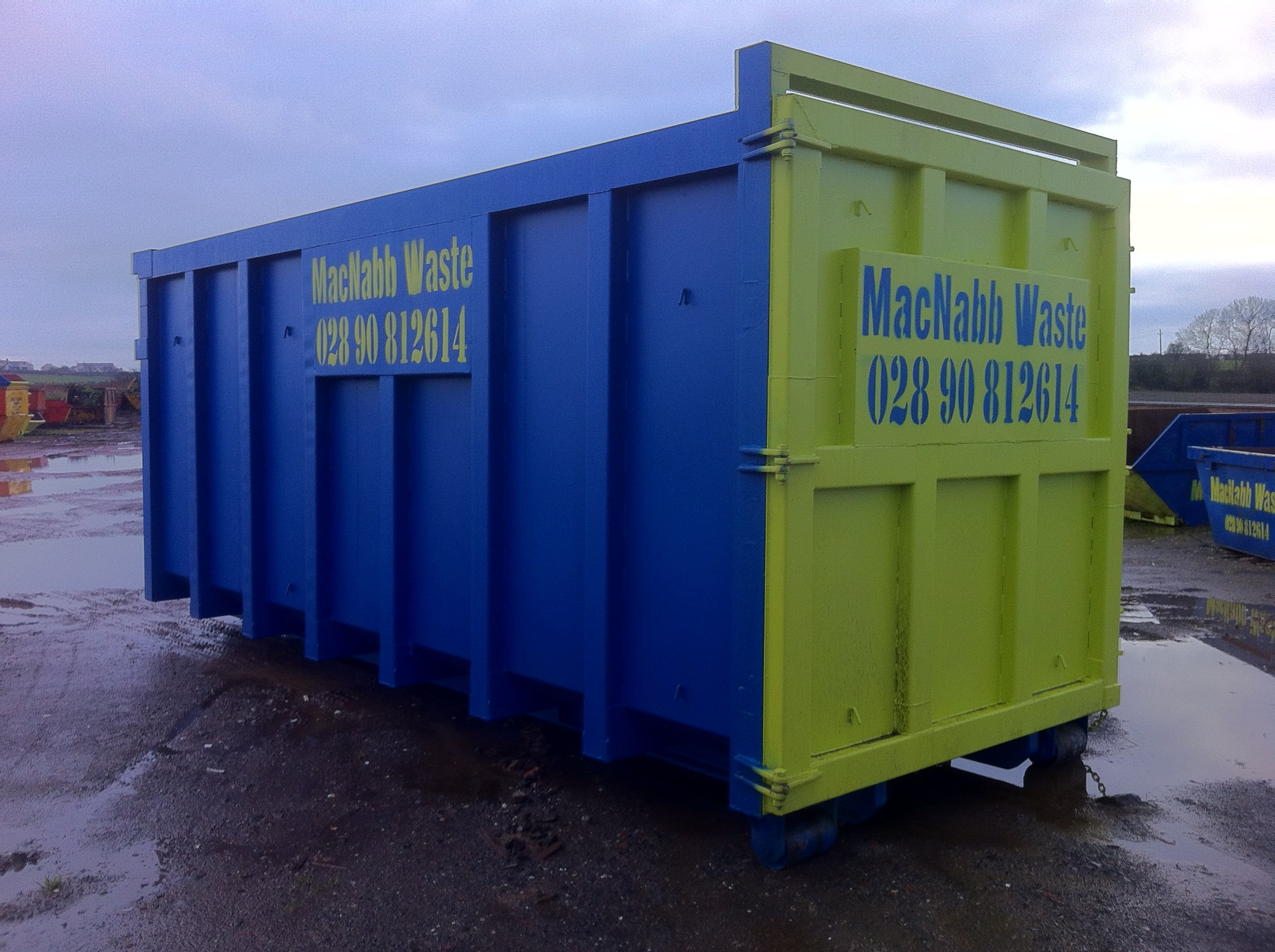 containers 008.jpg
