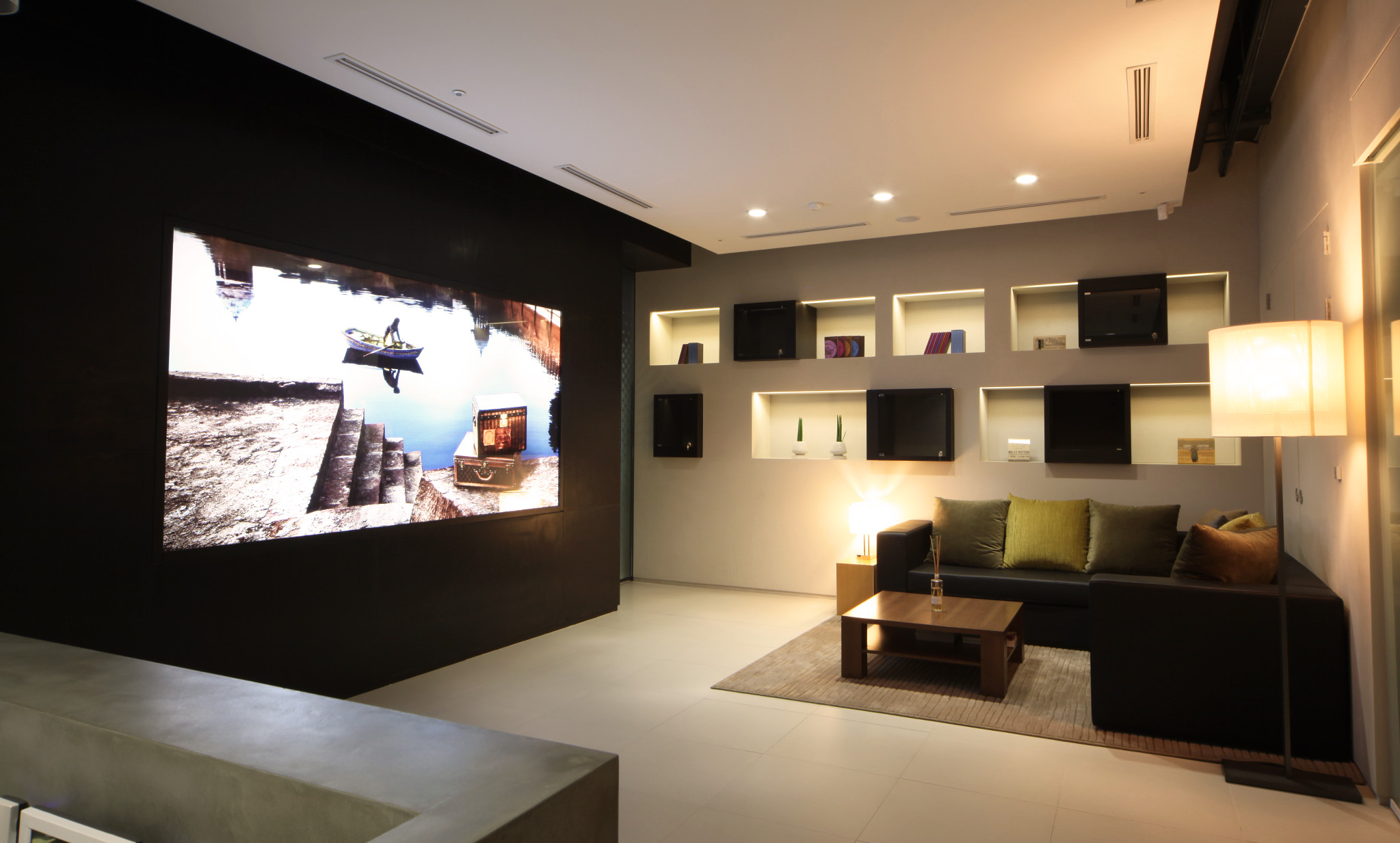 Global Apparel Brand Korea Headquarters_2.jpg