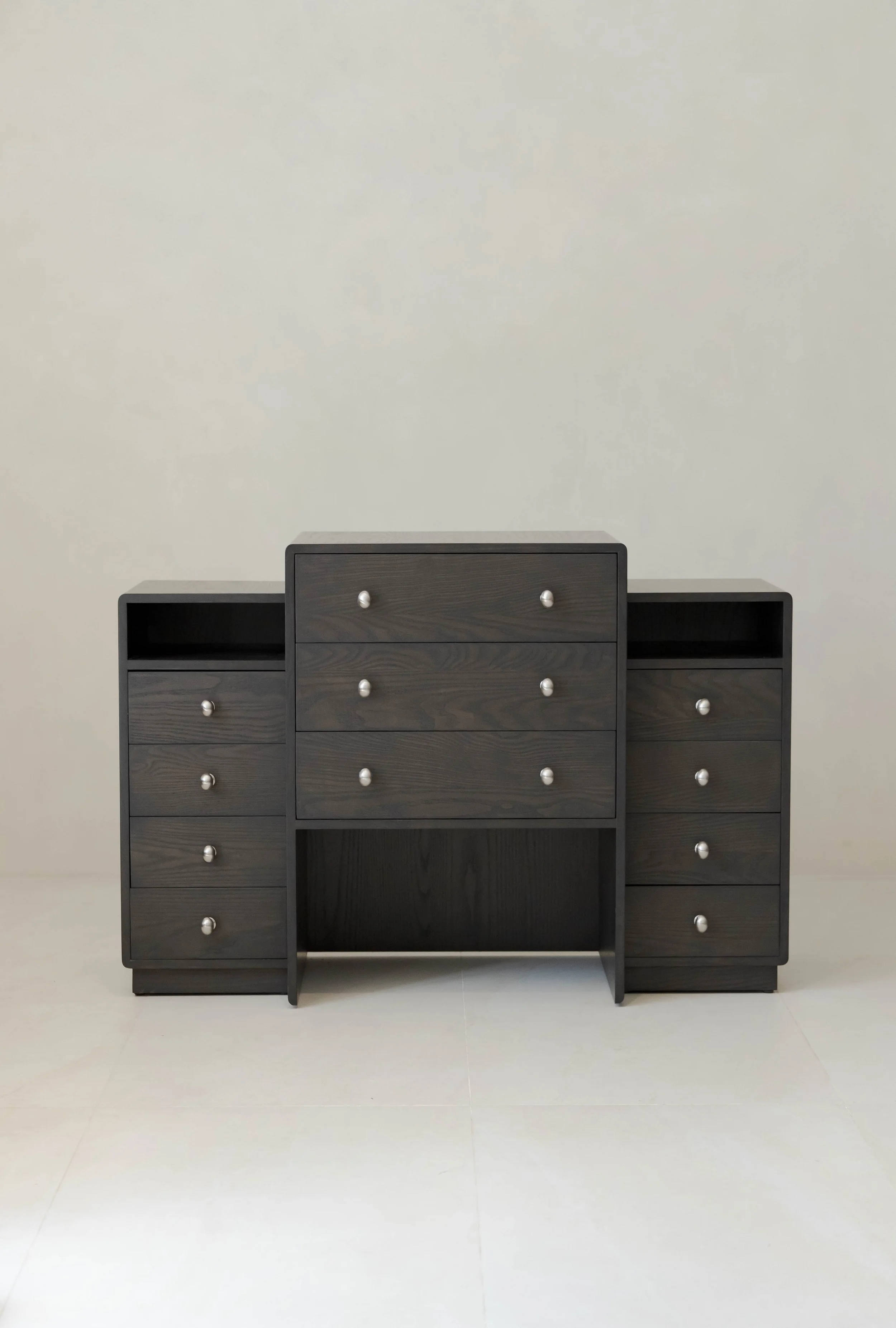 Ehwa Chest of Drawers