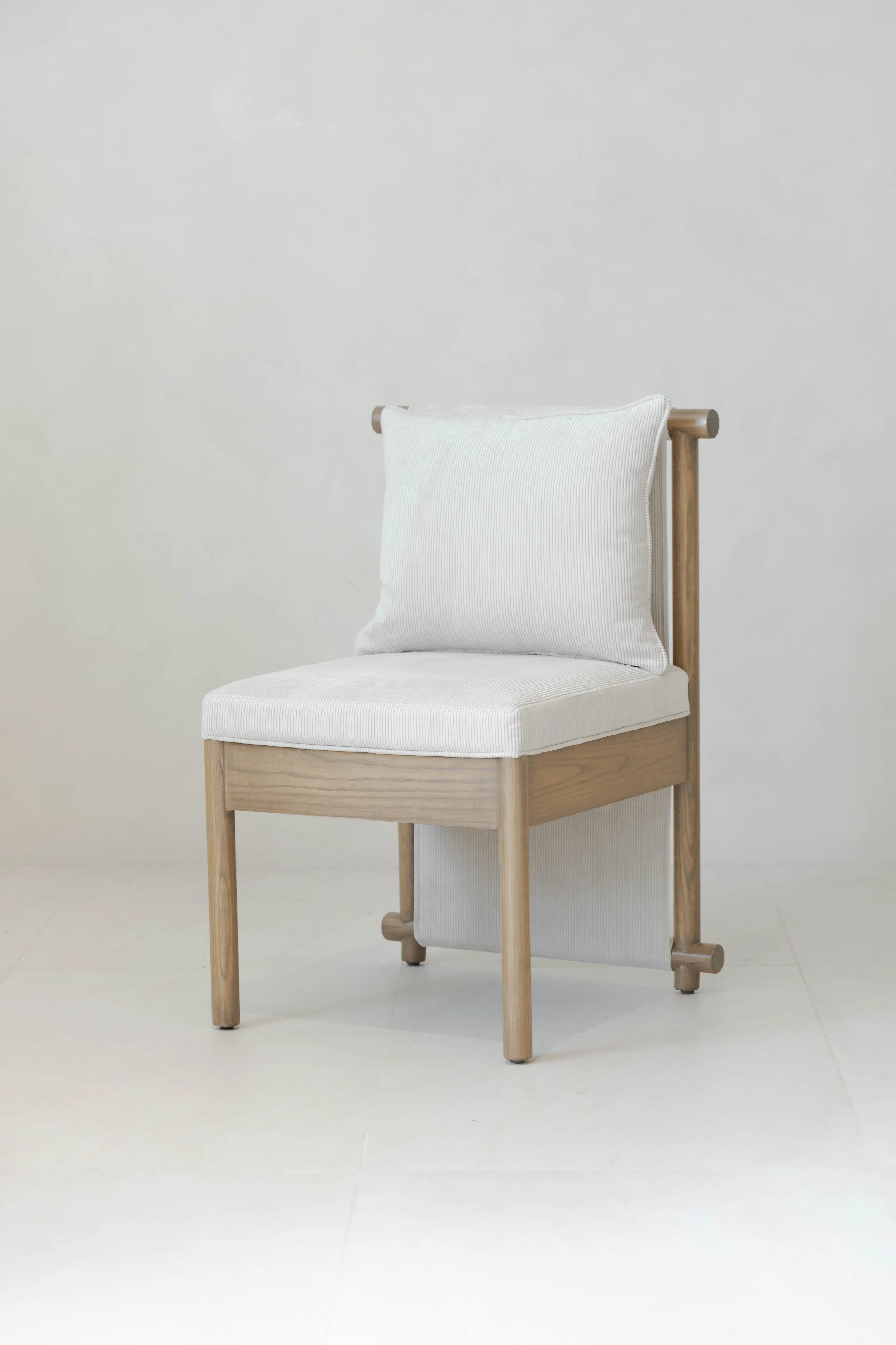 Oren Chair