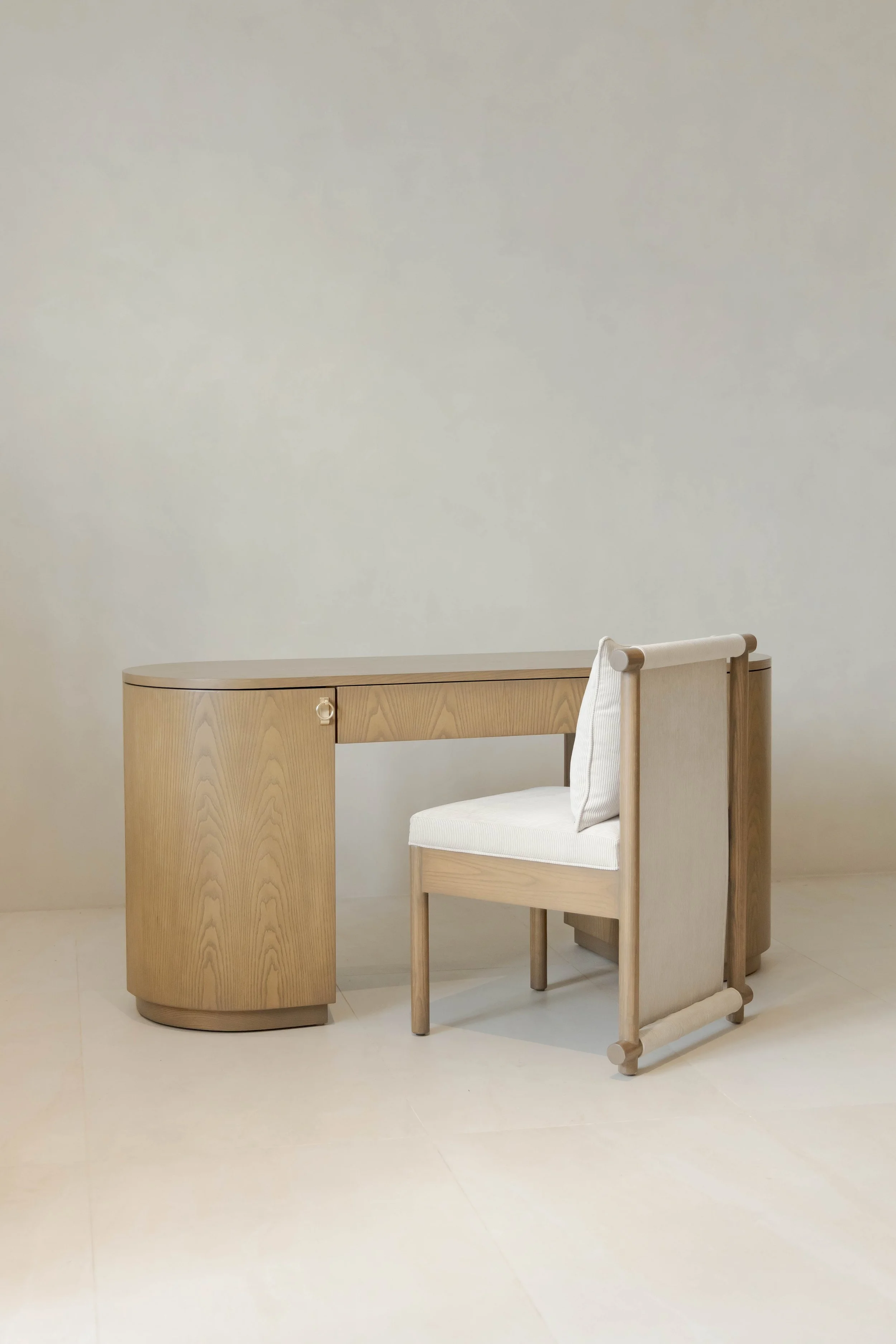 Oren Desk and Chair