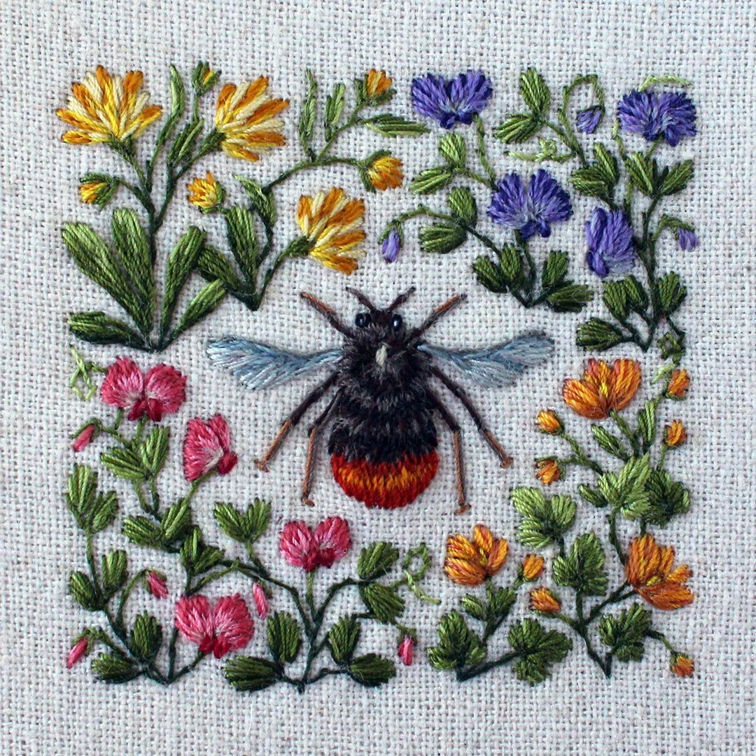 CHL0056_RedTailedBumblebee_1080pix.jpg