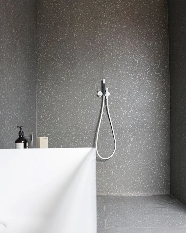 #berlin #new #project #vola #bad #interieur #flat #tiles #shower #bathroom