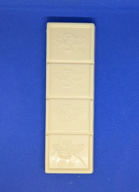 White choc bar plain.jpg