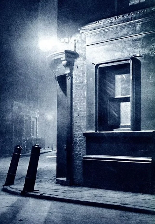 SALON NO.97: London City of Shadows