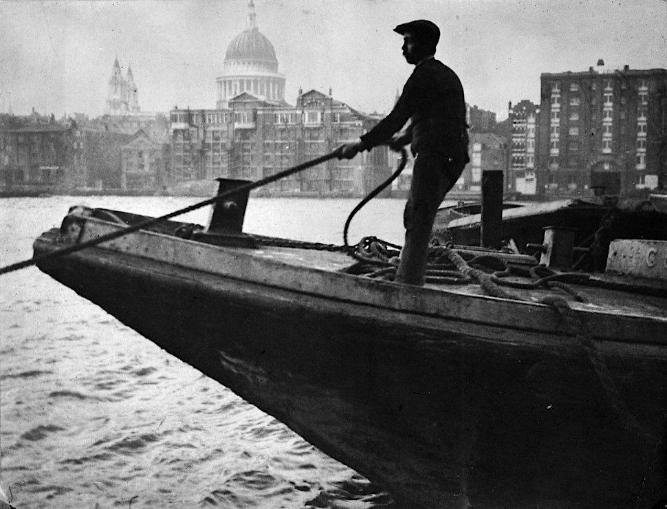 SALON NO.118: Thames Traffic and Terrors