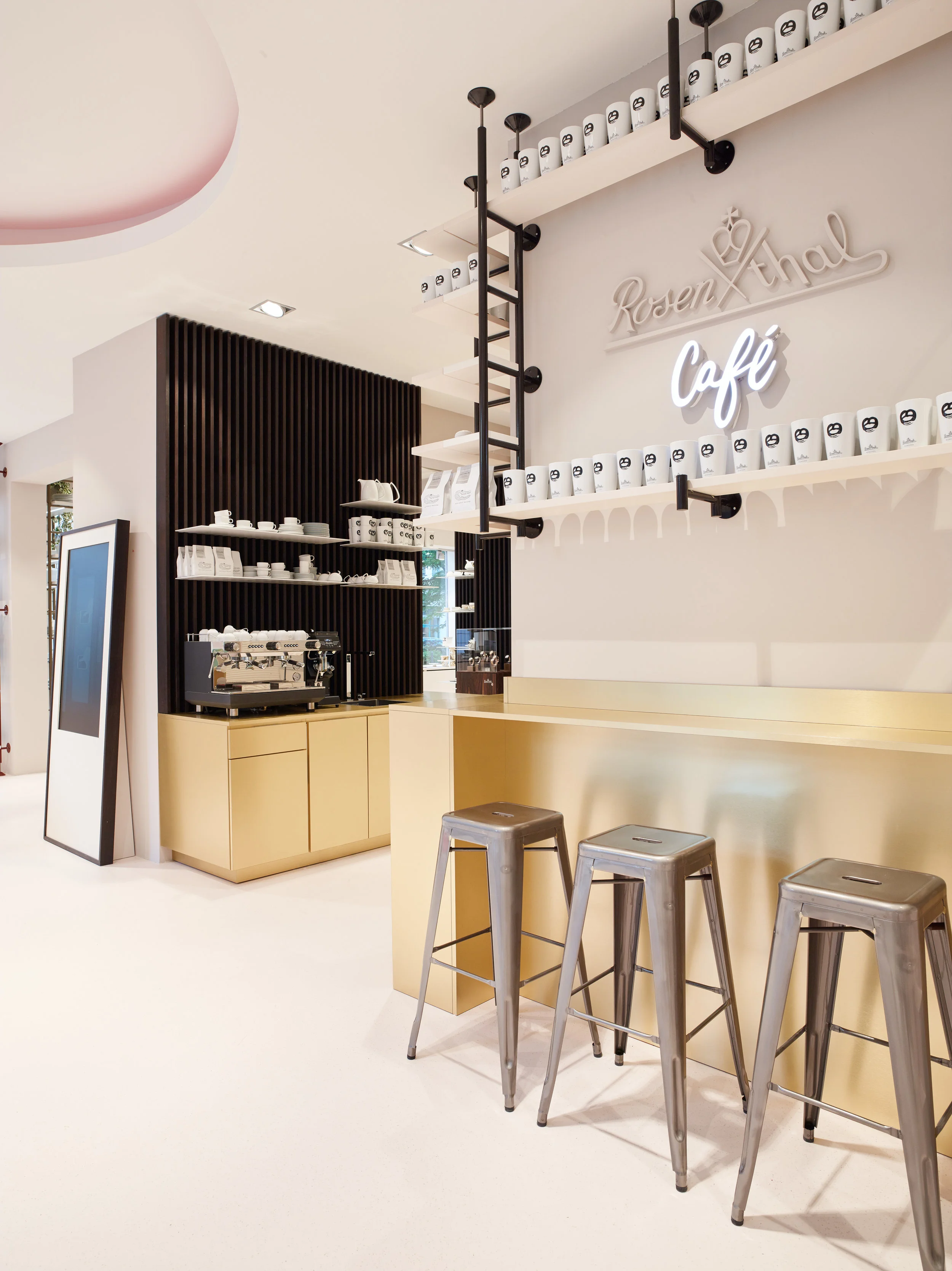 ROSENTHAL SHOP 201738145.jpg