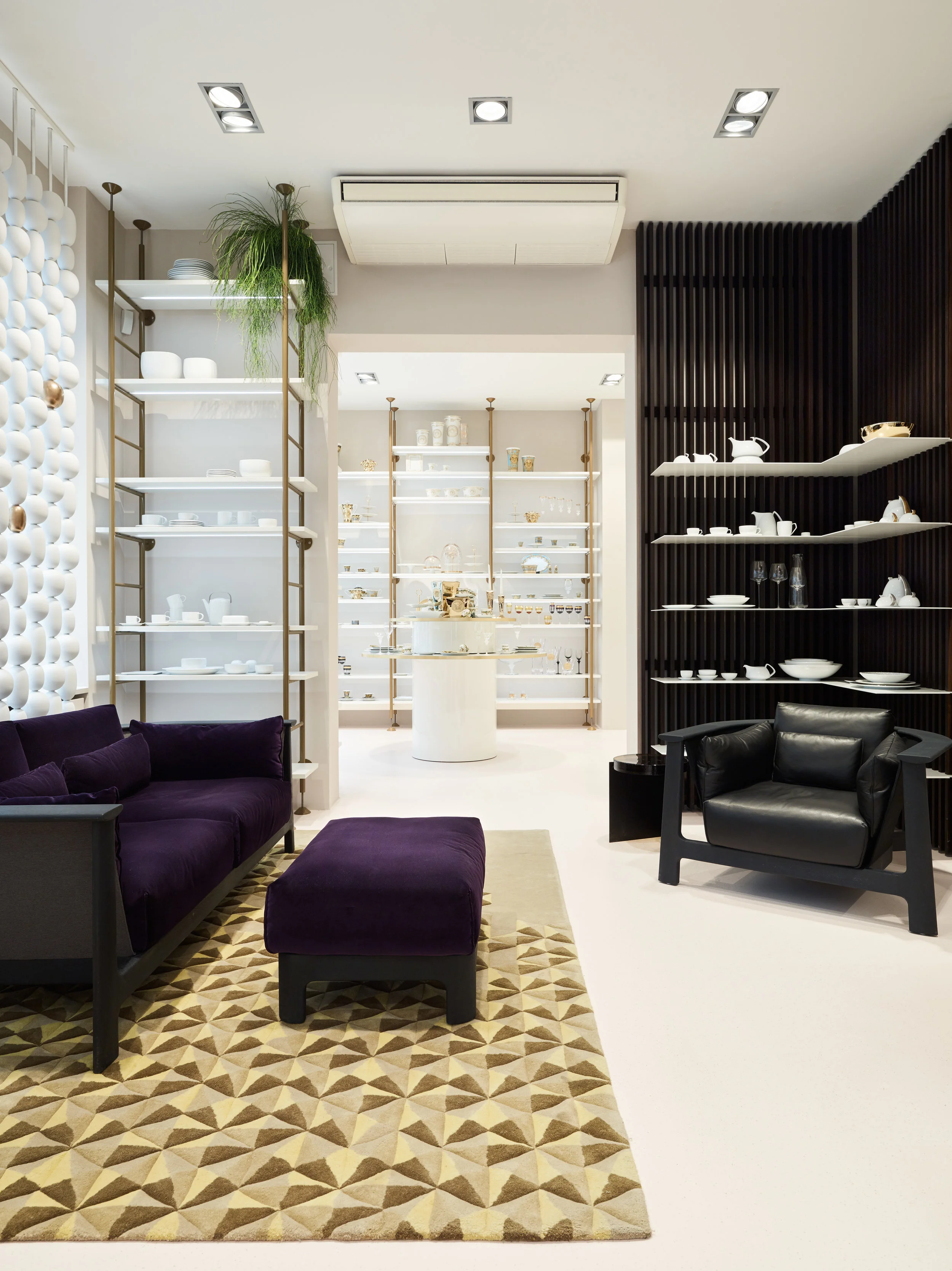 ROSENTHL SHOP 2017.238601.jpg