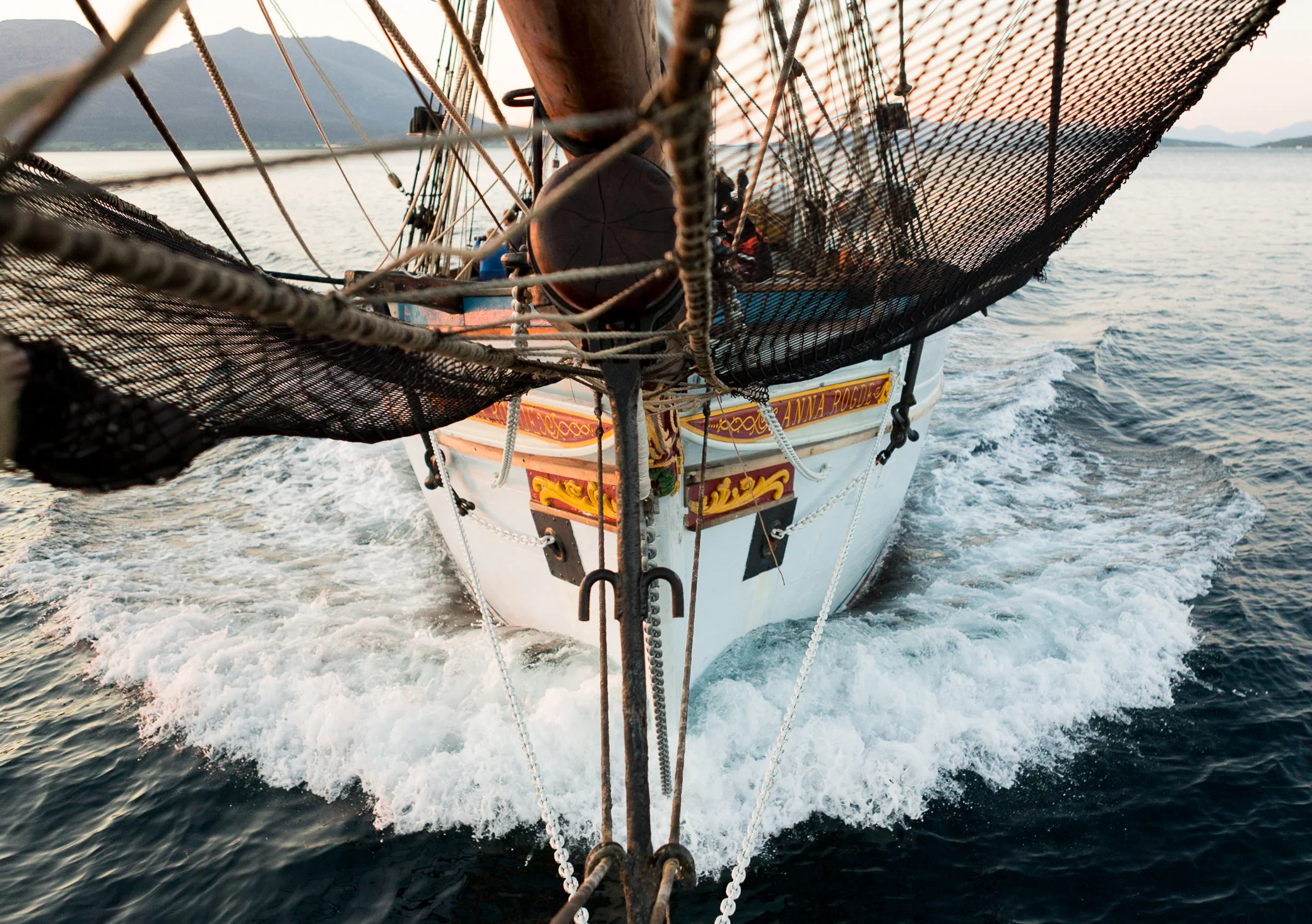 Seilas med historiske kvinner