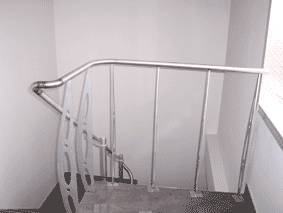 Unique-railing-1.gif