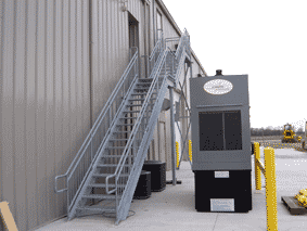 Steel-Huron-tractor-stairs-1.gif