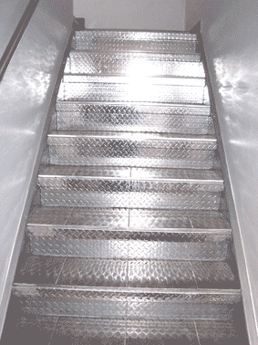 Aluminum-stairs.gif