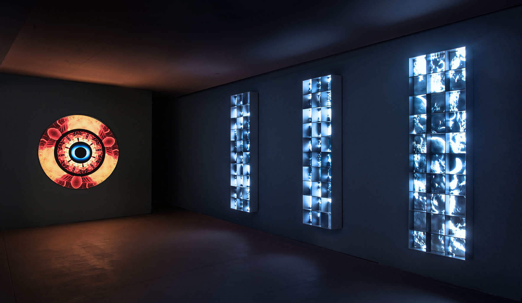 LUNAR ZURICH INSTALL CC_.jpg