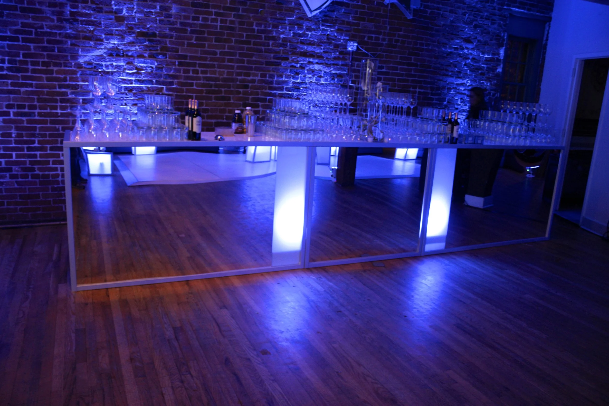 Mirror & LED Bar