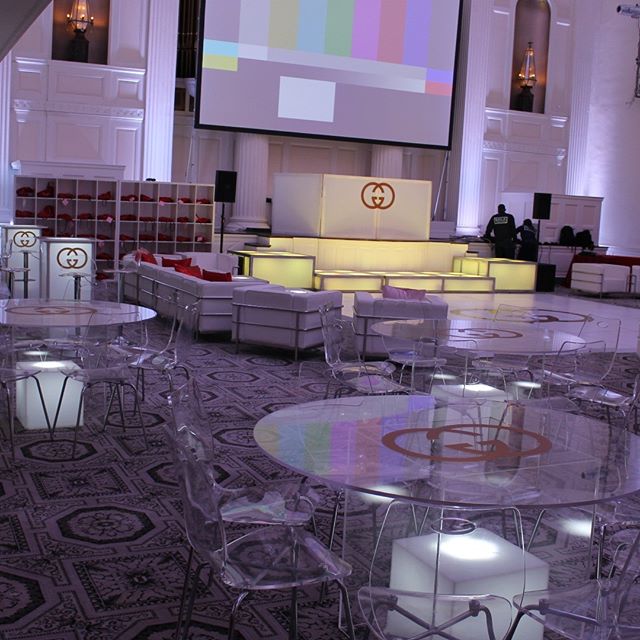Clear Acrylic Round Tables, Clear Dinner Chairs