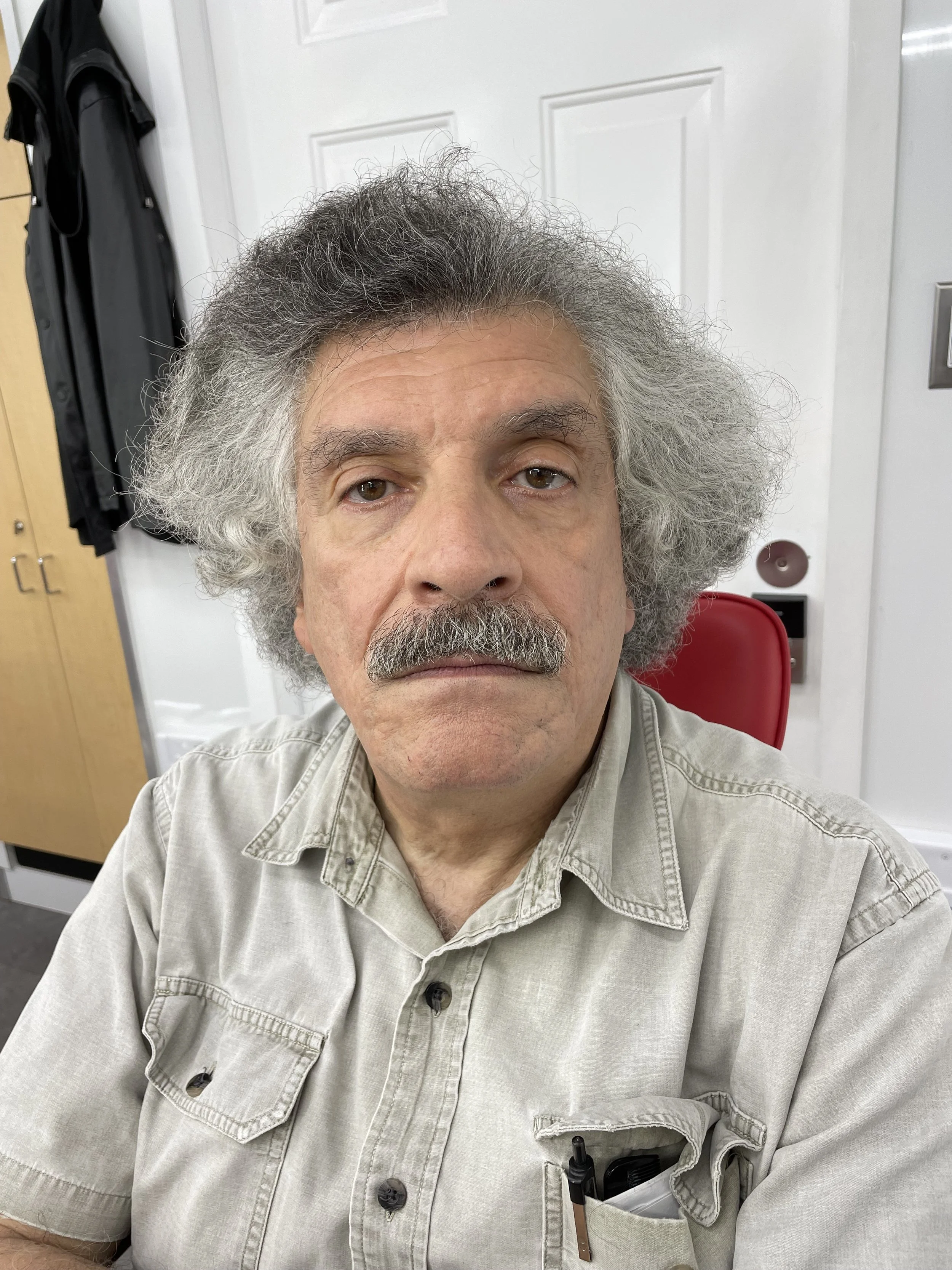 Grooming - Mature Male