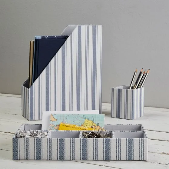 Desk Organizers_Dorm Essentials_TROVVEN.jpg