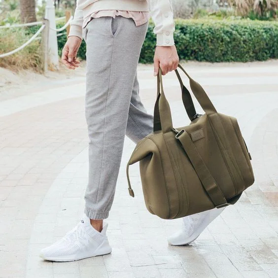 The Landon Carryall, Dagne Dover