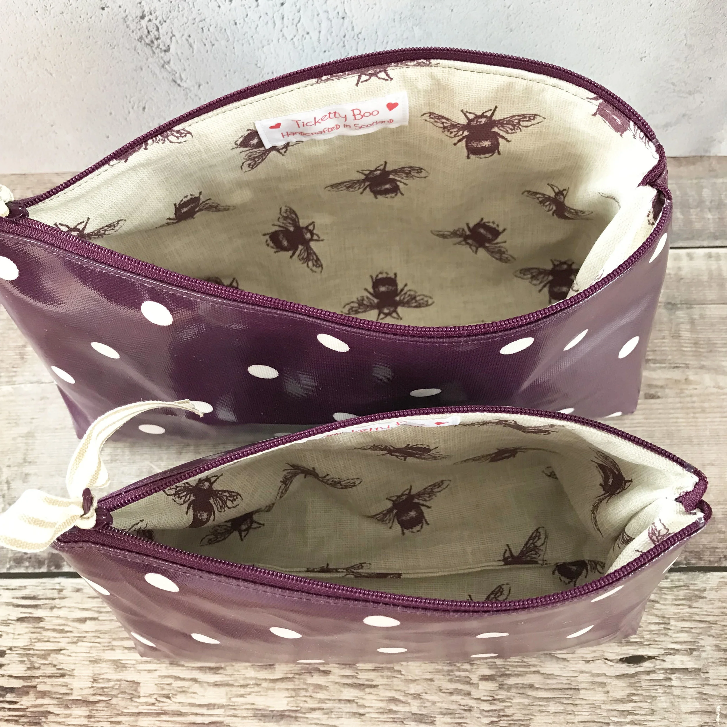 makeup bag purple dotty lining.JPG