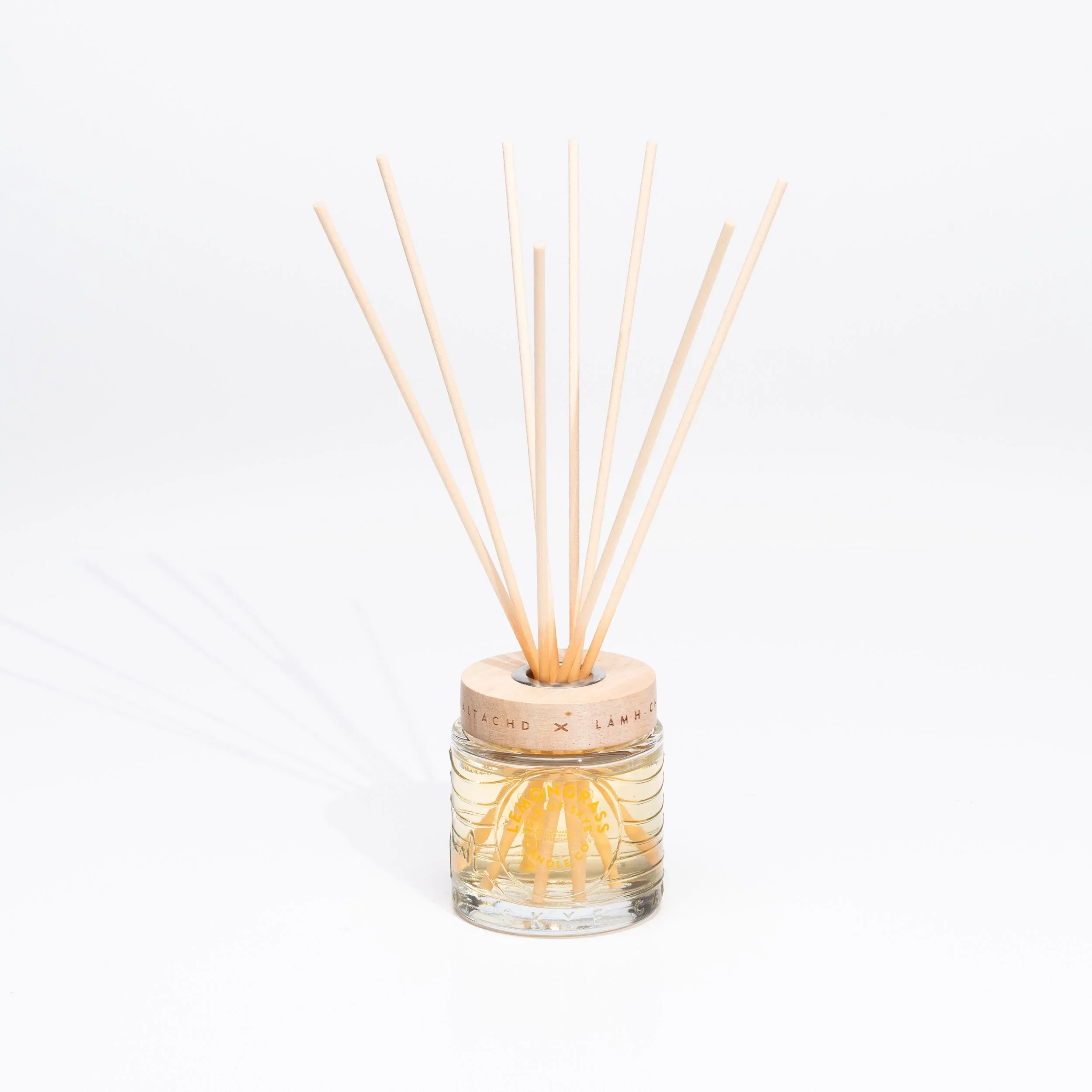 Signature_Collection_Reed_Diffuser-_Lemongrass_3.jpg.webp