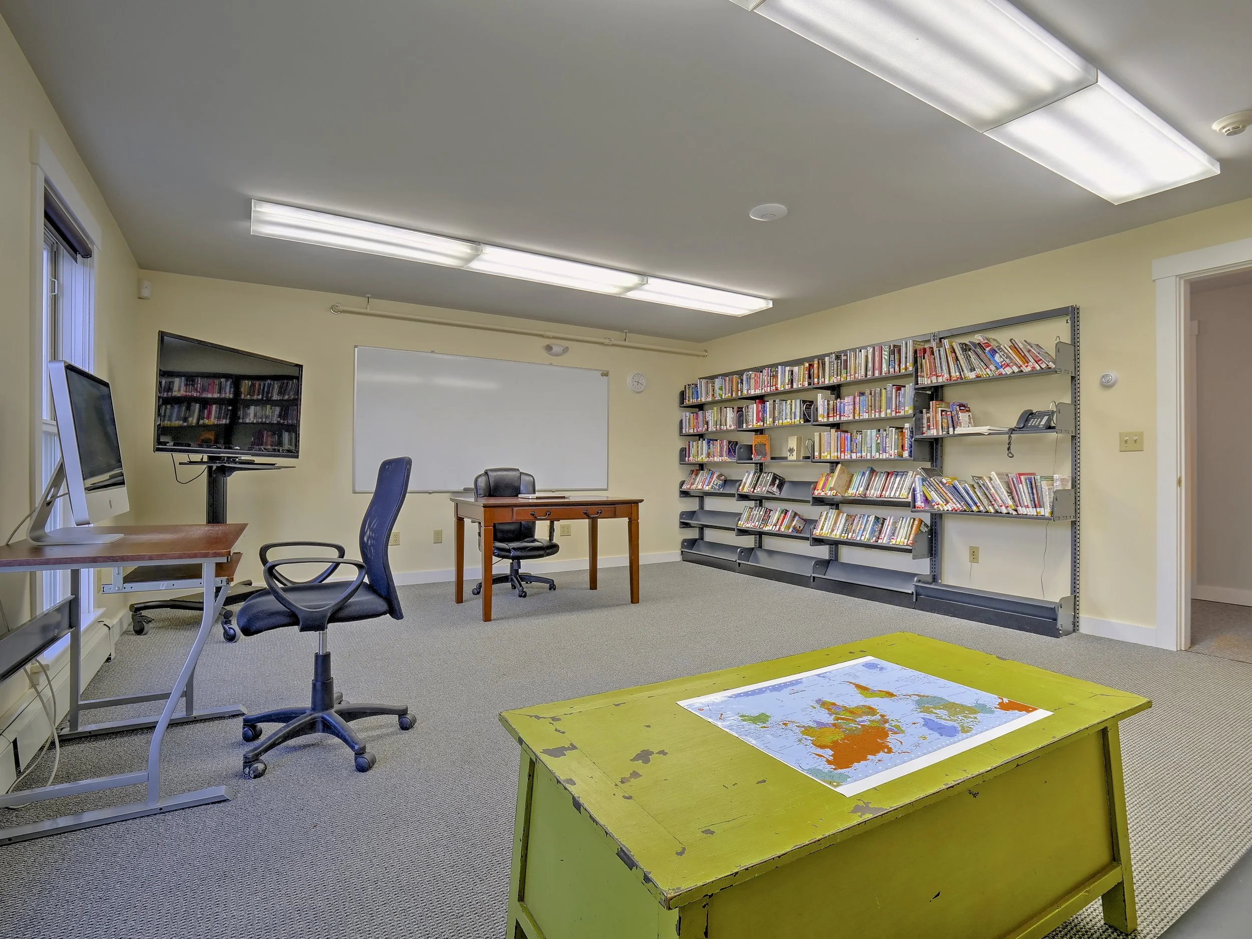 Young Adult Collection, Flexible MEeting space