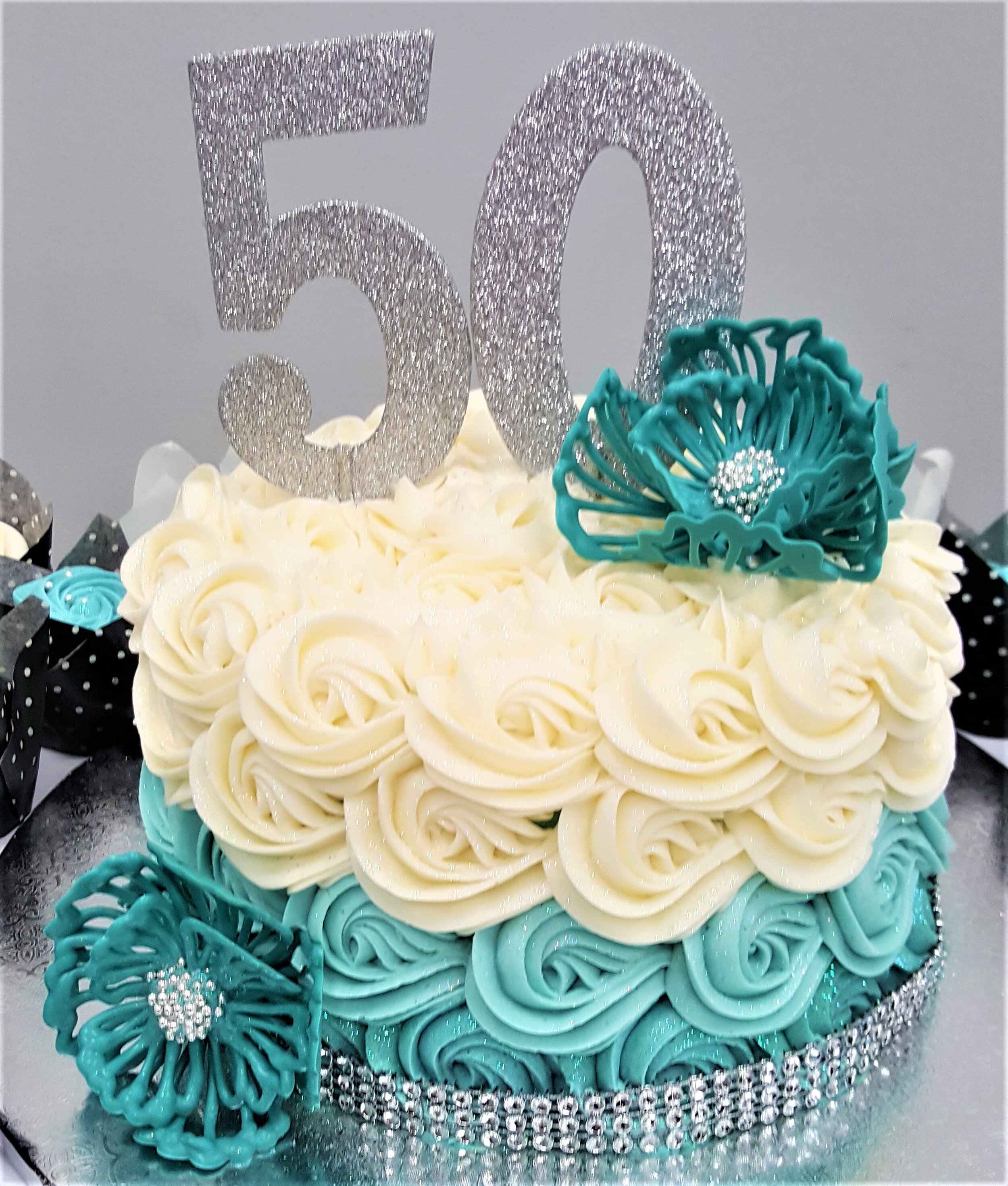 Chicago_Bakery-Anniversary-Cake.jpg