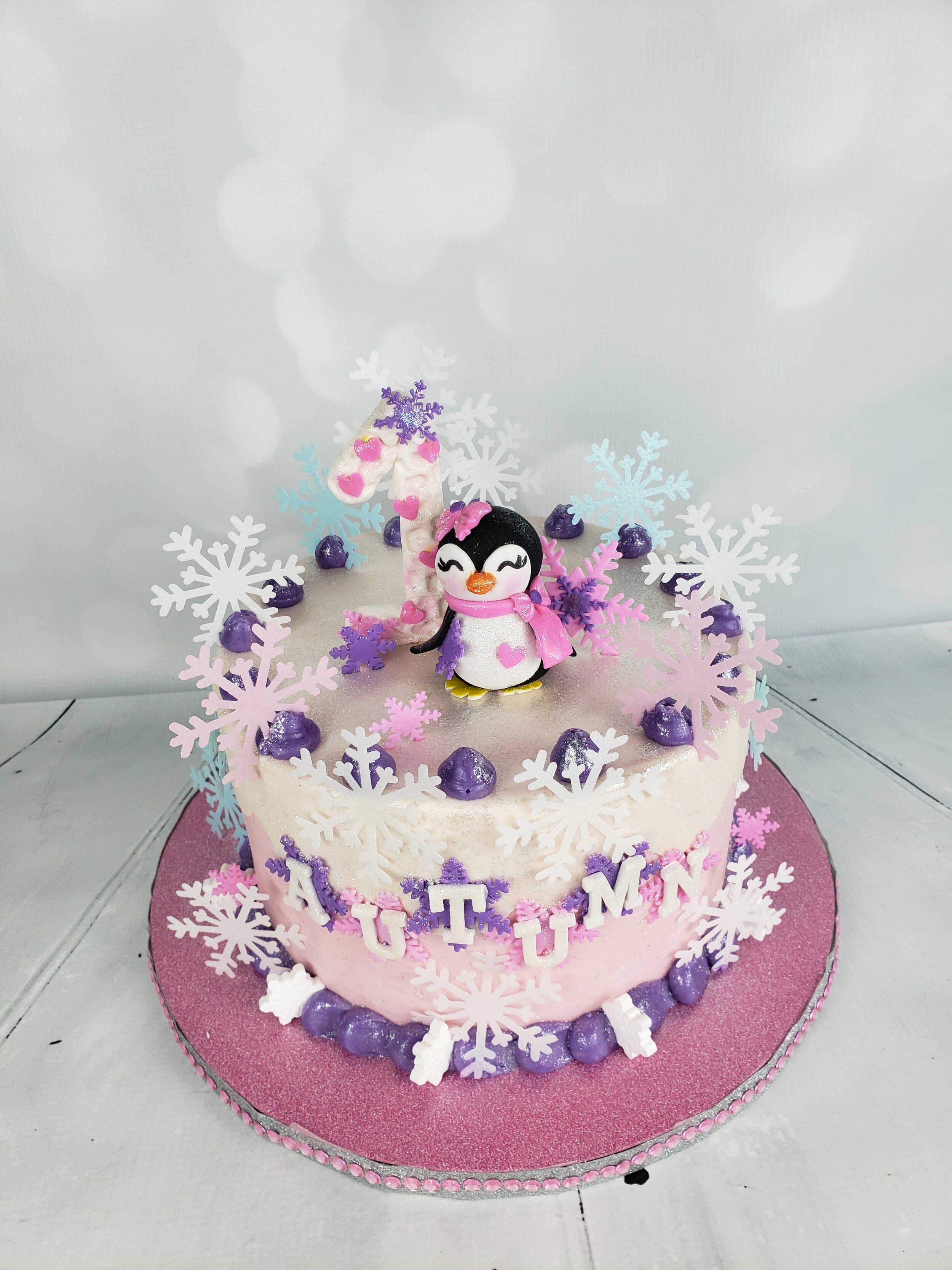 Chicago_Bakery-Cake-Winter-Themed.jpg