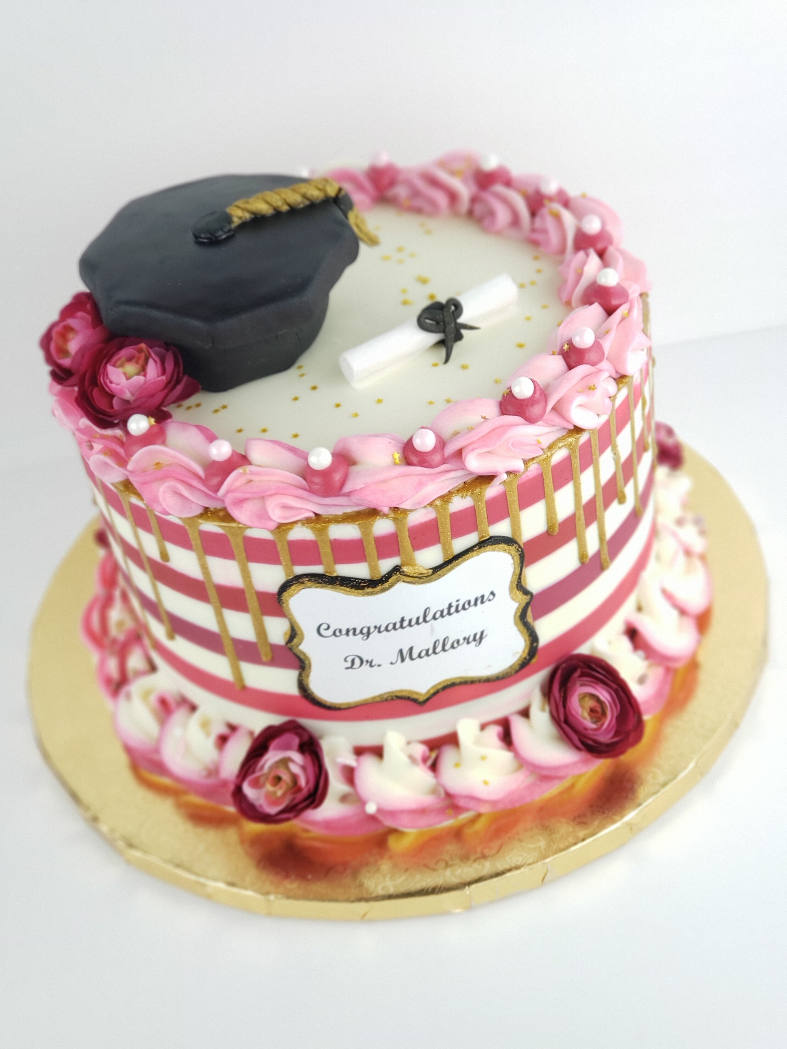 Chicago_Bakery-Single-Tier-Graduation-Cake.jpg