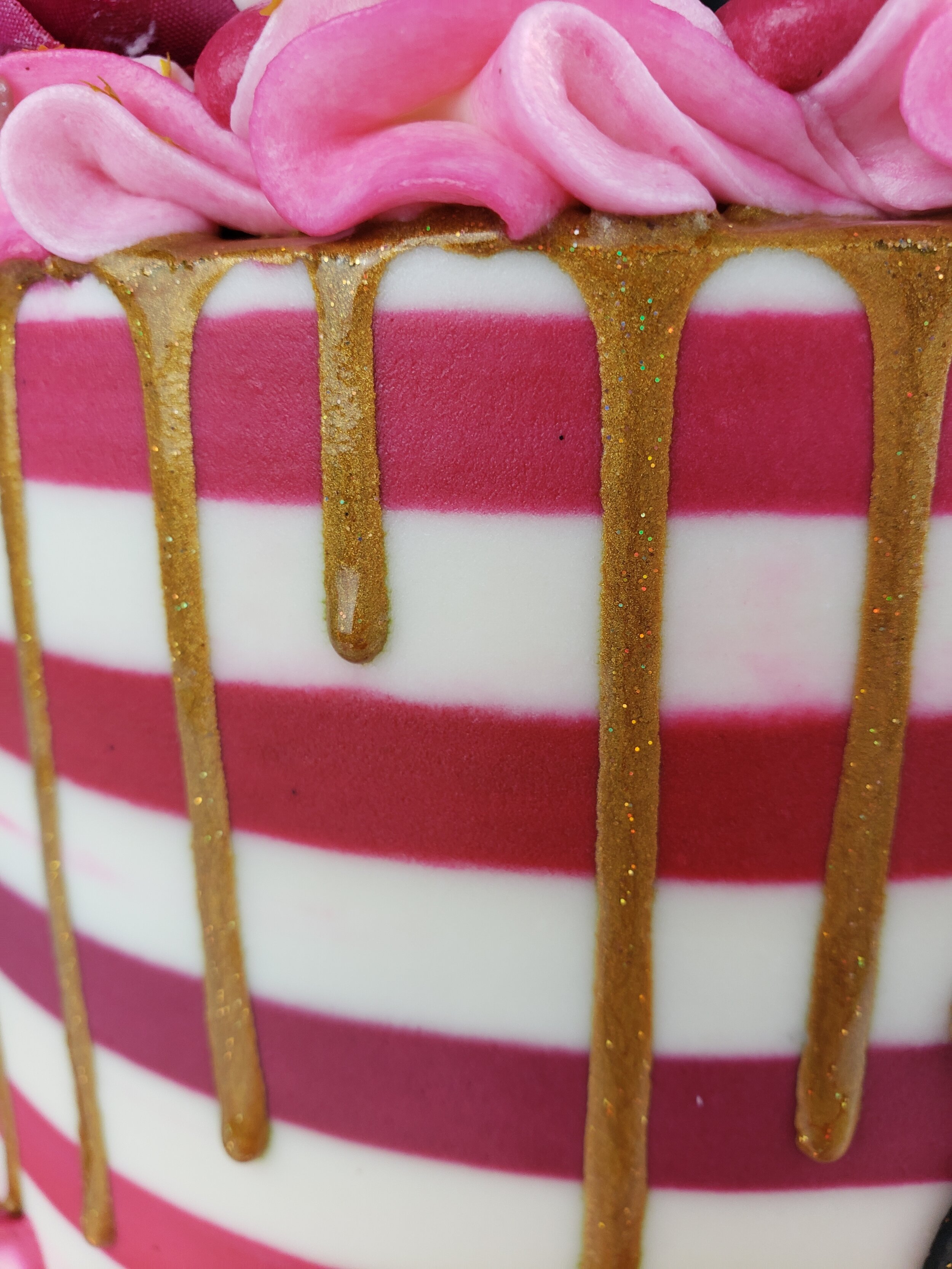 Chicago_Bakery-Stripe-cake-details.jpg