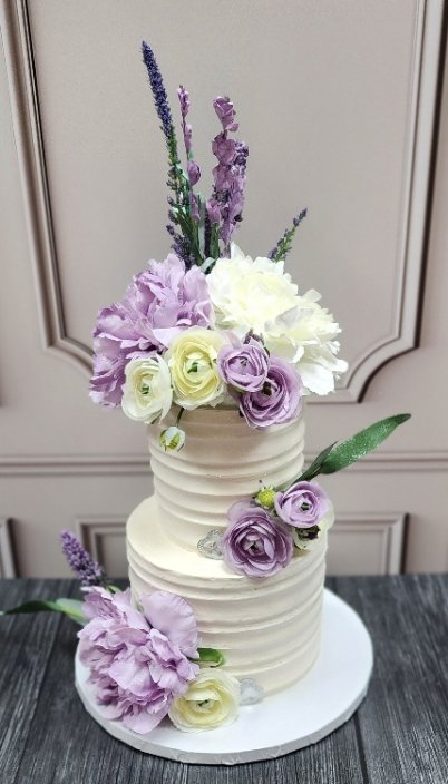 light purple 2 tier wedding cake.jpg