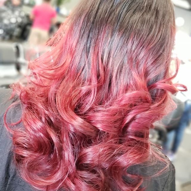 Say hello to our new barber/stylist Victoria!!! π She can fade as well as dye and style. A complete pro.