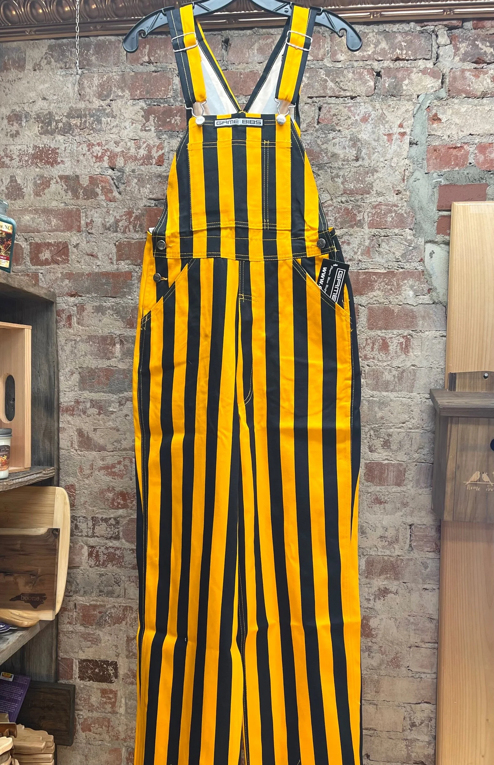 F8B4667E-D9CF-47C7-AA33-2290C5C81500