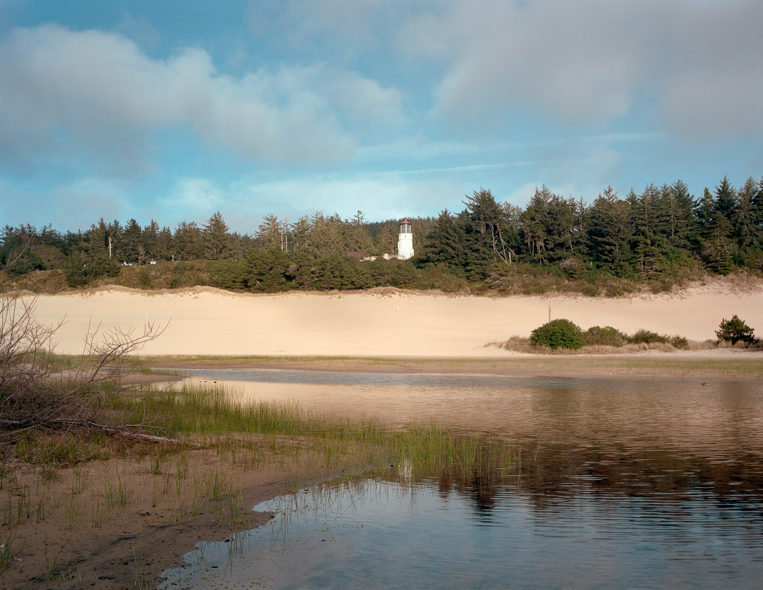  View of Umpqua River Lighthouse, Winchester Bay, Oregon, 2015 