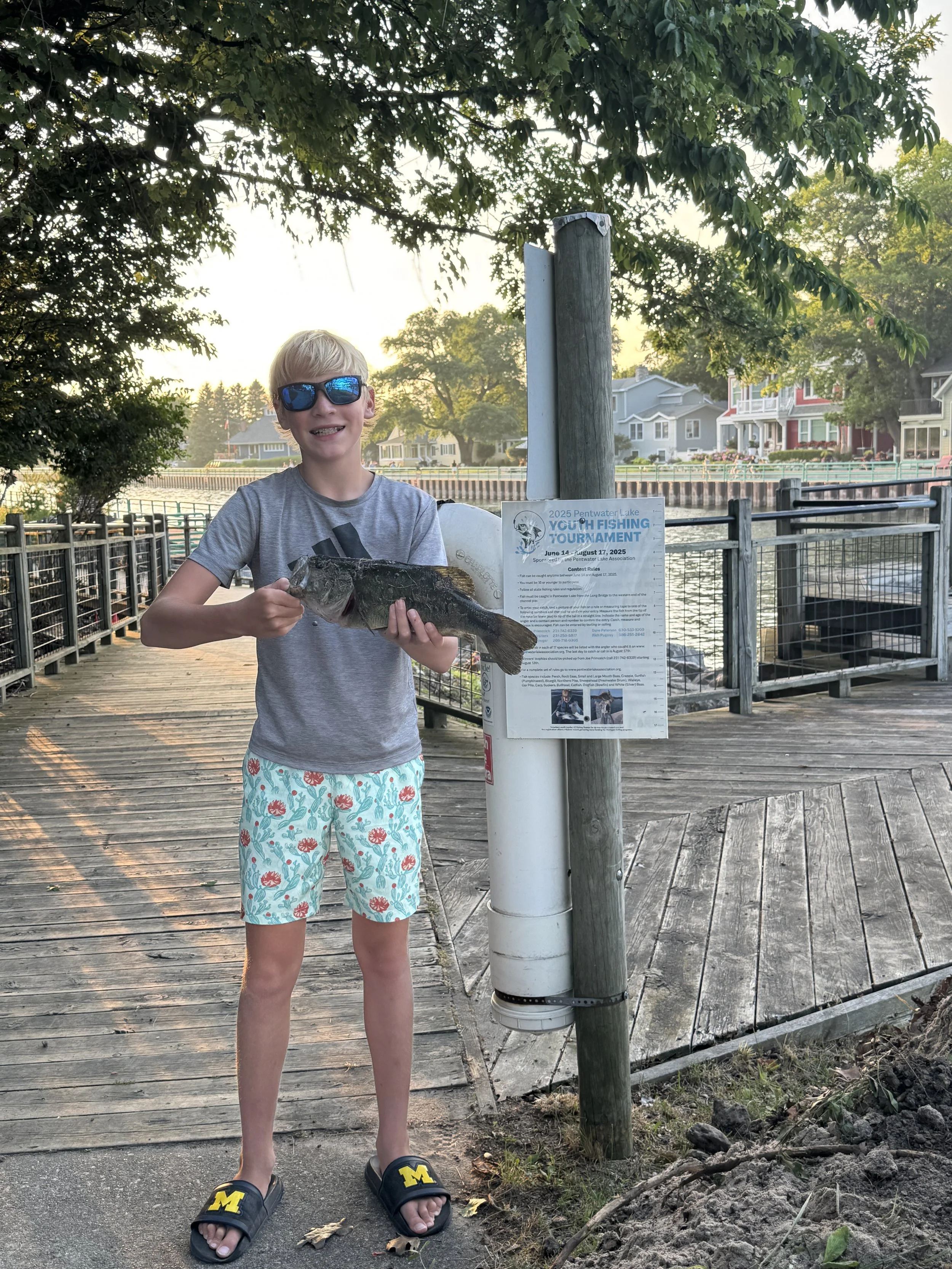 Evan V. 16.5 inch Largemouth Bass .JPG