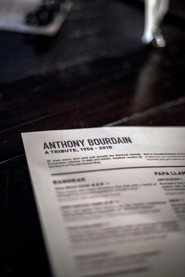 anthony_bourdain_redlight_2.jpg