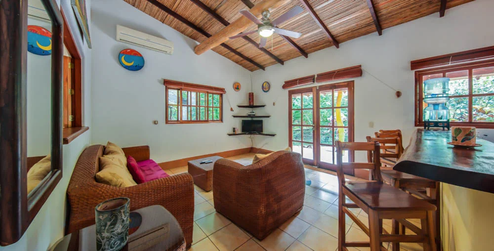 20180218_Mango-Rosa-1BR-Bungalow_02.jpg